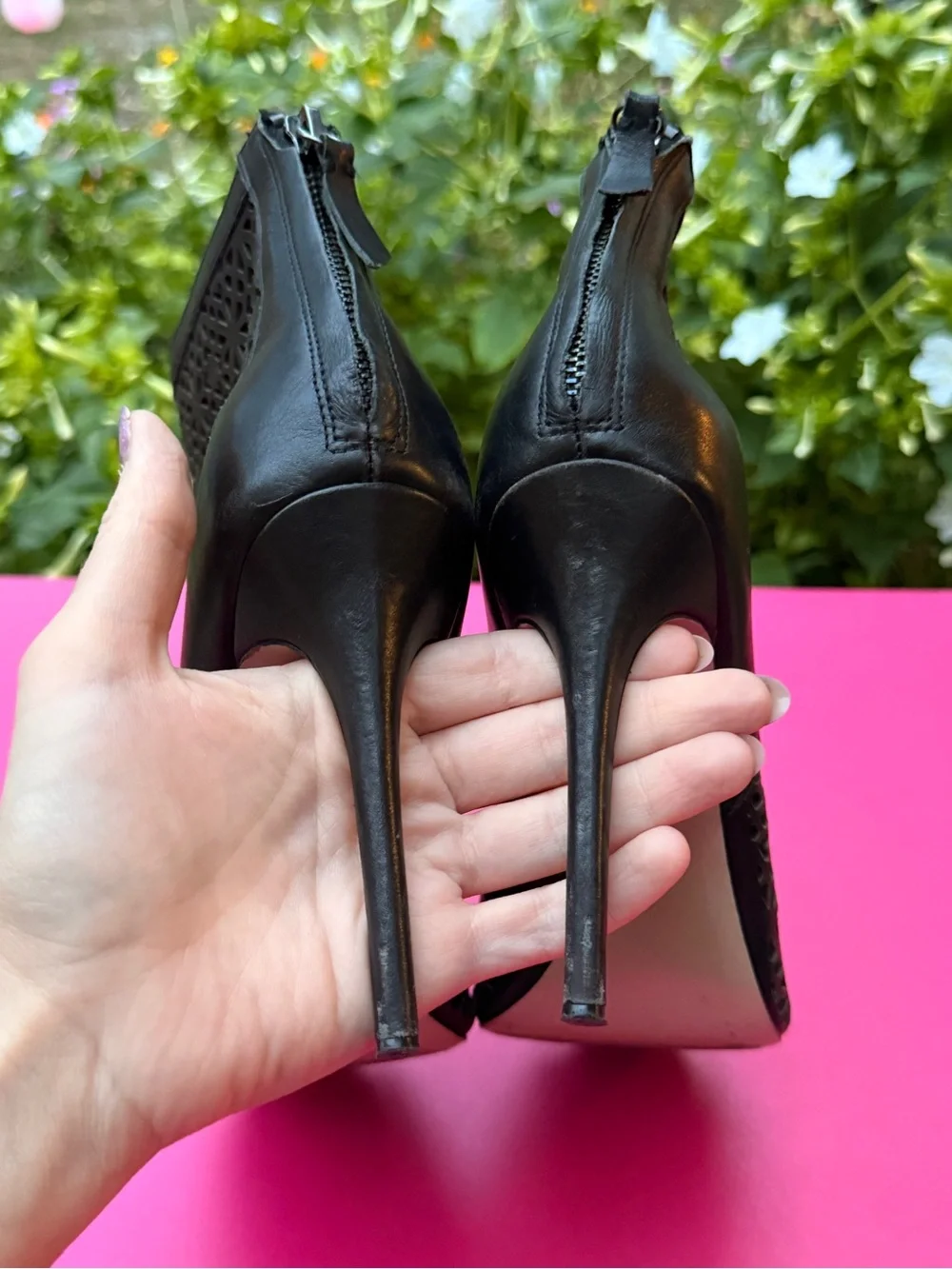 Badgley Mischka July Black Leather Laser Cut Peep Toe Ankle Stiletto Booties 8